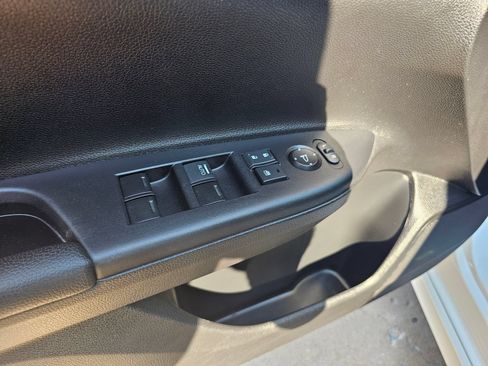 Used 2017 Honda Accord Sport image 12