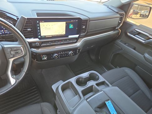 Used 2023 Chevrolet Silverado 1500 LT image 22