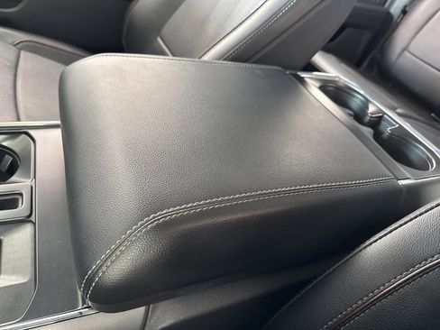 Used 2023 Ford F150 Lariat w/ Trailer Tow Package image 32