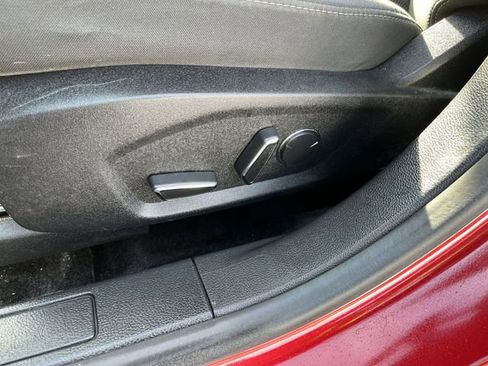 Used 2017 Ford Fusion SE w/ Fusion SE Technology Package FWD image 15