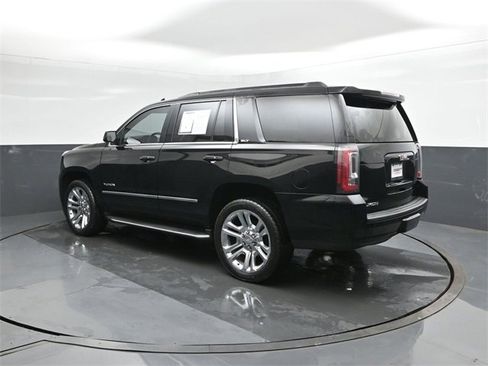Used 2018 GMC Yukon SLT w/ Premium Edition image 5