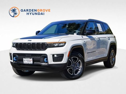 Used 2022 Jeep Grand Cherokee Trailhawk w/ Luxury Tech Group III AWD/4WD image 1