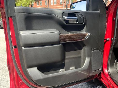 Used 2020 GMC Sierra 1500 Elevation w/ Elevation Value Package image 22