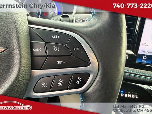 Used 2021 Chrysler Pacifica Touring-L image 19