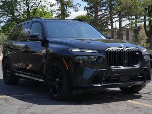 Used 2024 BMW X7 M60i w/ Executive Package AWD/4WD image 7