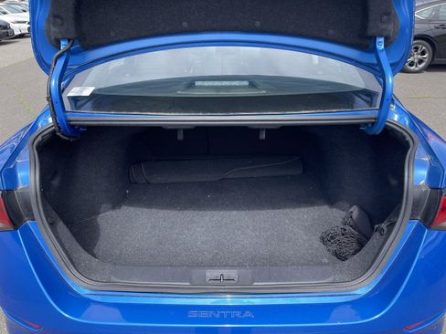 Used 2022 Nissan Sentra SV w/ Trunk Package FWD image 16