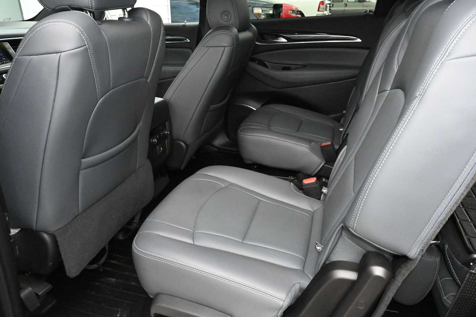 Used 2023 Buick Enclave Essence w/ Experience Buick Package FWD image 14
