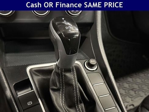 Used 2024 Volkswagen Jetta Sport FWD image 27