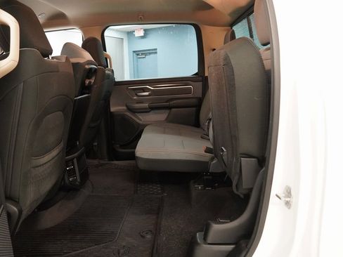 Used 2019 RAM 1500 Big Horn image 25