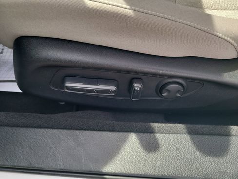 Certified 2025 Honda Accord SE image 12