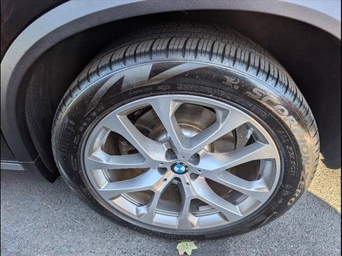 Used 2023 BMW X5 sDrive40i w/ Premium Package image 5
