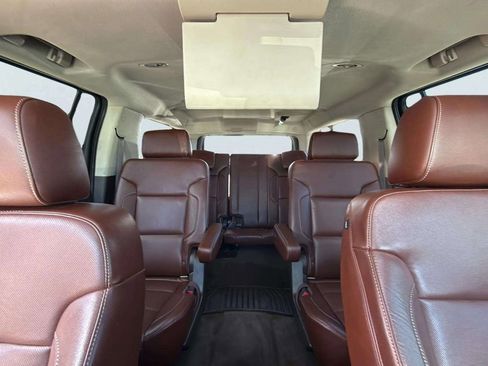 Used 2016 Chevrolet Suburban LTZ image 15