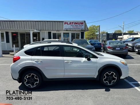 Used 2013 Subaru Crosstrek 2.0i Premium w/ Popular Pkg 2 AWD/4WD image 2