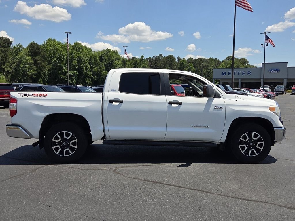 Used 2017 Toyota Tundra SR5 w/ TRD Off Road Package AWD/4WD image 13