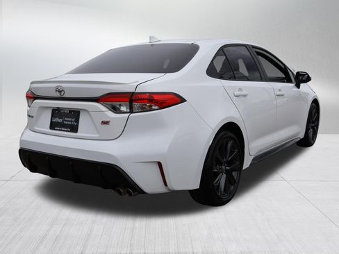 Used 2025 Toyota Corolla SE FWD image 8