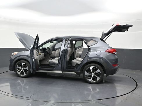 Used 2018 Hyundai Tucson Sport image 29