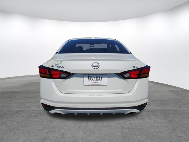Used 2025 Nissan Altima 2.5 SL FWD image 6