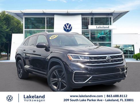 Used 2022 Volkswagen Atlas Cross Sport SEL R-Line AWD/4WD image 1