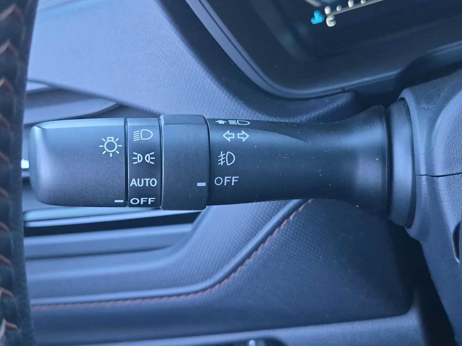 Used 2025 Subaru Forester Touring AWD/4WD image 27