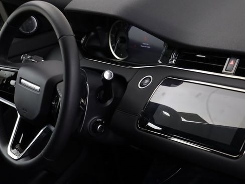 Used 2023 Land Rover Range Rover Evoque R-Dynamic SE image 20