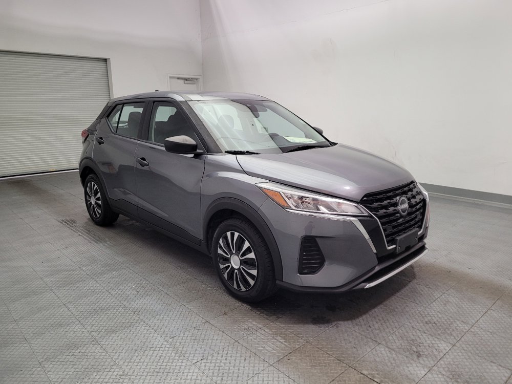 Used 2023 Nissan Kicks S FWD image 13