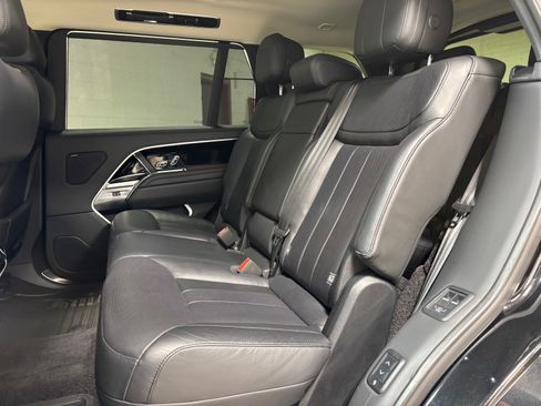 Used 2023 Land Rover Range Rover Long Wheelbase SE AWD/4WD image 29