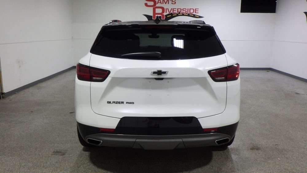 Used 2023 Chevrolet Blazer RS w/ Driver Confidence II Package AWD/4WD image 3