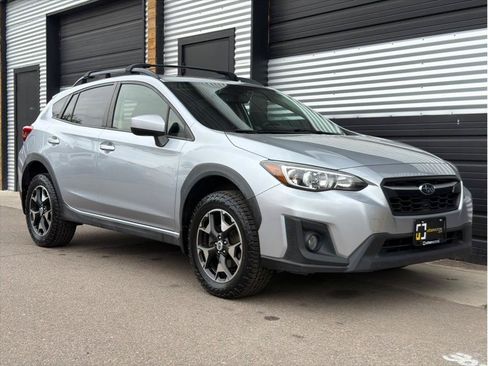 Used 2018 Subaru Crosstrek 2.0i Premium AWD/4WD image 12