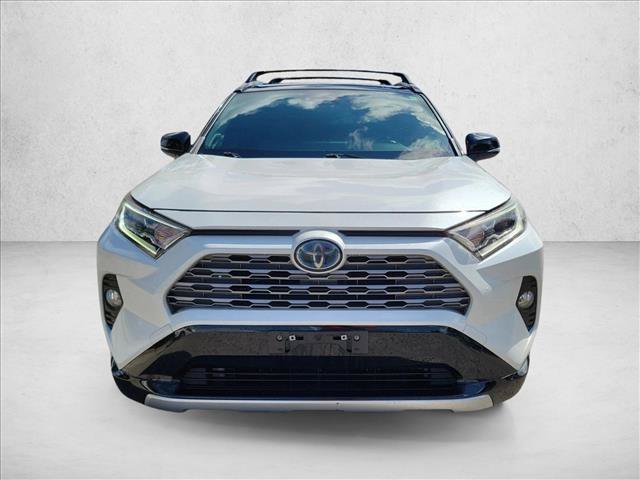 Used 2020 Toyota RAV4 XSE AWD/4WD image 2