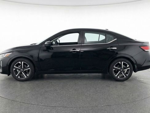 Used 2025 Nissan Sentra SV image 5