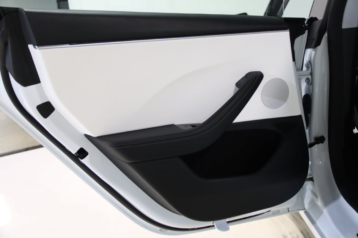 Used 2025 Tesla Model 3 Long Range RWD image 31