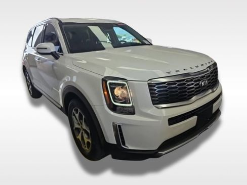 Used 2020 Kia Telluride EX AWD/4WD image 2