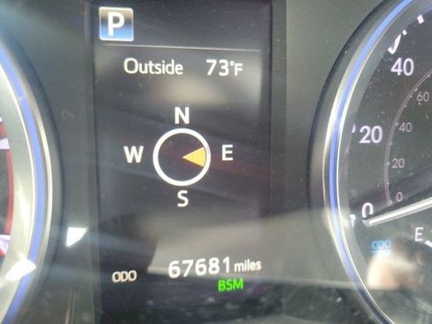 Used 2019 Toyota Highlander XLE image 20