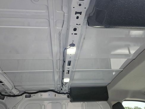 New 2025 Ford Transit 150 Low Roof RWD image 31