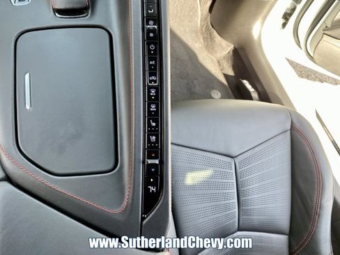 Certified 2023 Chevrolet Corvette Stingray Premium Cpe w/ Z51 Performance Package image 34