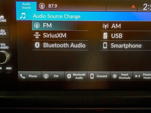 Used 2025 Honda Pilot TrailSport image 26