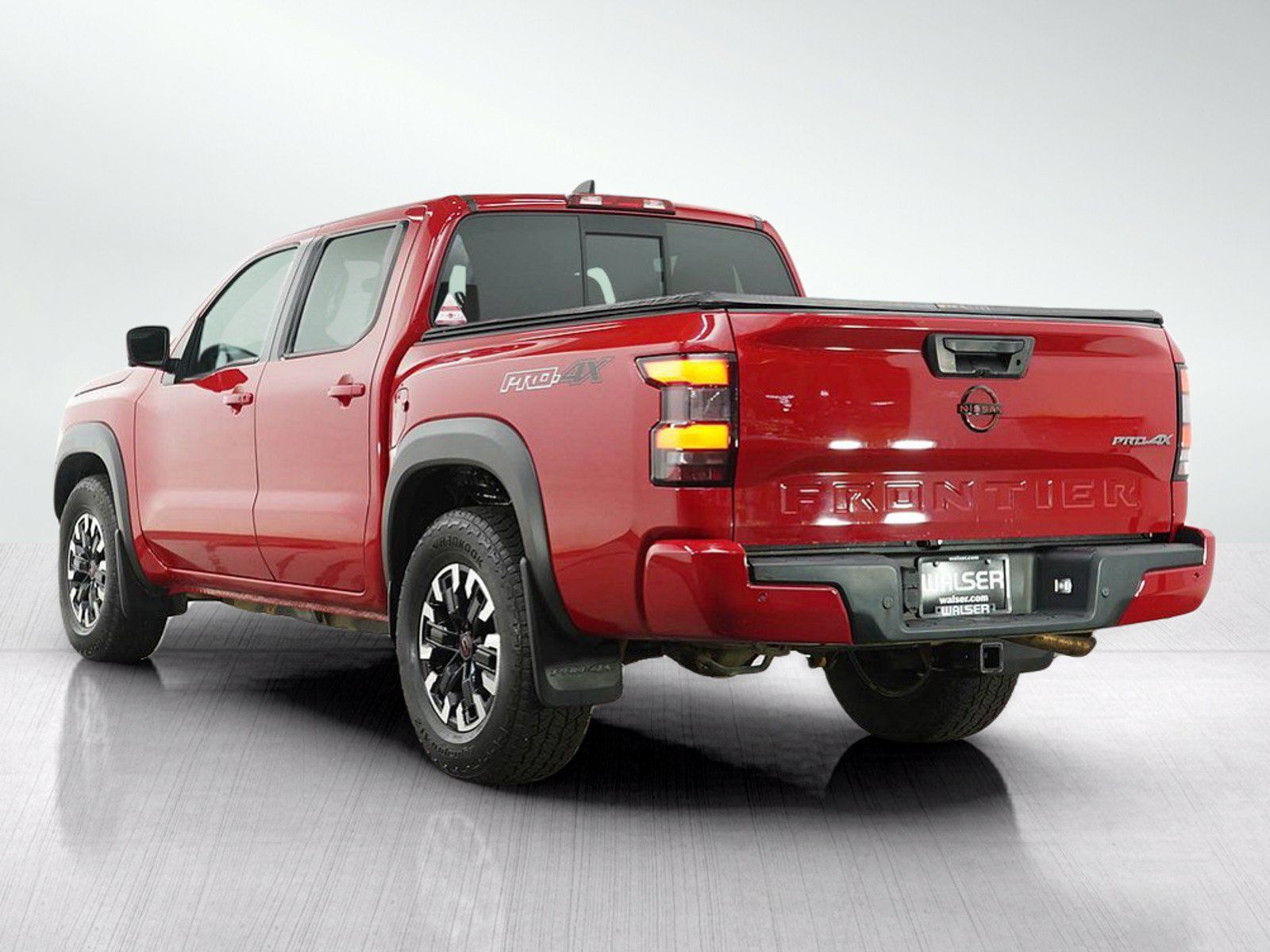 Used 2022 Nissan Frontier PRO-4X AWD/4WD image 4