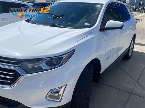 Used 2020 Chevrolet Equinox LT FWD image 1
