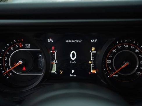 Used 2026 Jeep Gladiator Rubicon AWD/4WD image 28