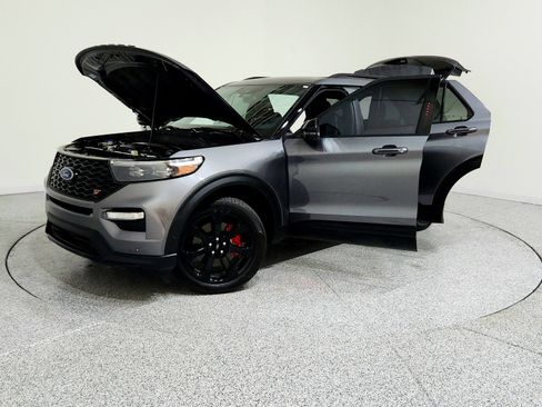 Used 2022 Ford Explorer ST w/ Equipment Group 401A image 6