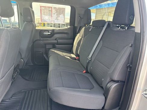 Used 2021 Chevrolet Silverado 1500 LT AWD/4WD image 13