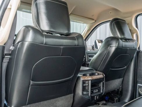 Used 2019 RAM 2500 Laramie AWD/4WD image 35