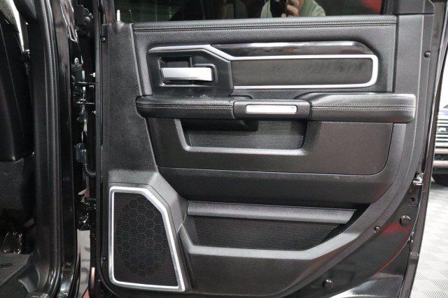 Used 2019 RAM 2500 Laramie w/ Black Appearance Package AWD/4WD image 66