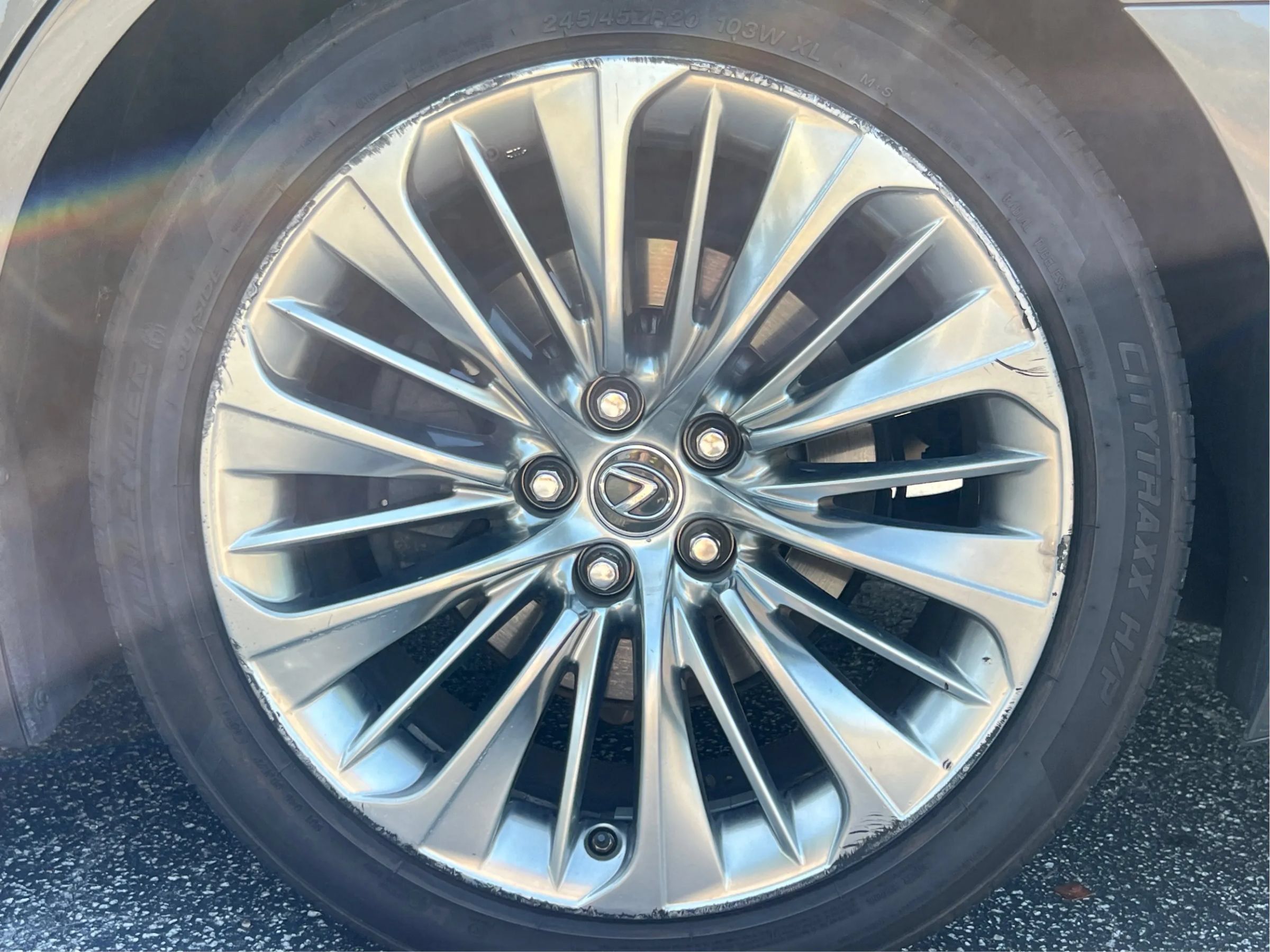 Used 2018 Lexus LS 500 w/ Luxury Package RWD image 44