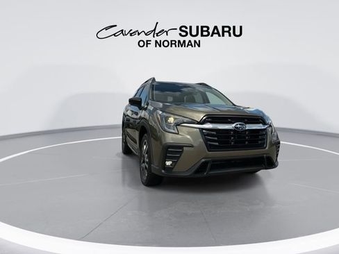 Used 2026 Subaru Ascent Limited image 3