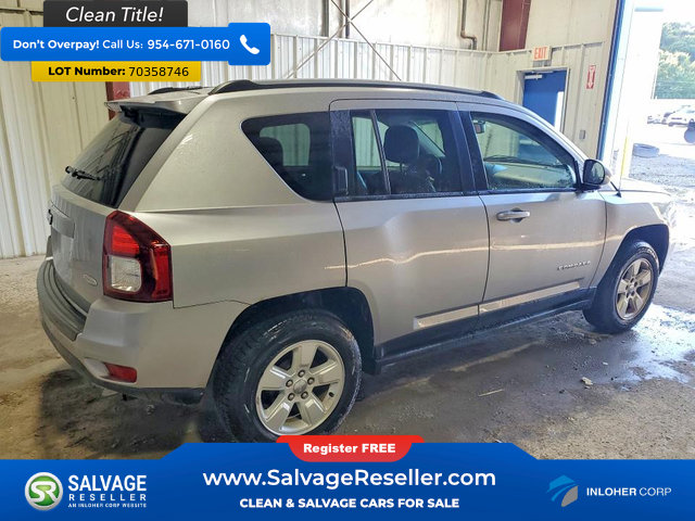 Used 2016 Jeep Compass Latitude FWD image 4