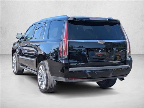 Used 2020 Cadillac Escalade Platinum AWD/4WD image 8