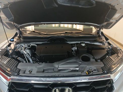 Used 2023 Honda Pilot Touring image 38