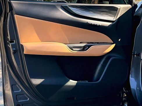 Used 2022 Lexus NX 350 Premium image 24