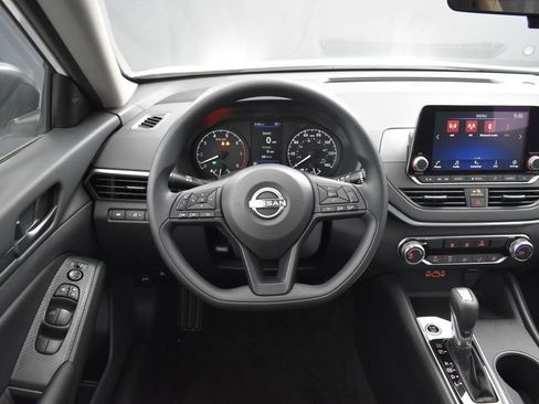 New 2025 Nissan Altima 2.5 S image 13